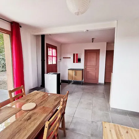 Du Salagou 2 Holiday home Octon