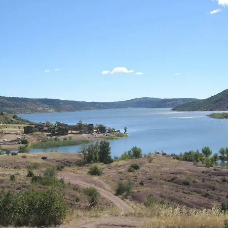 Du Salagou 2 Holiday home Octon
